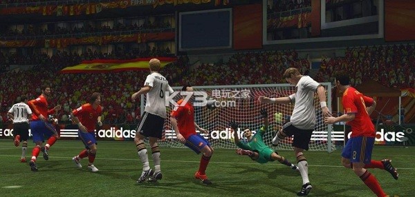 FIFA足球世界平民玩家门将选择推荐:打造极品装备方案